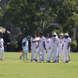 RMIT Team huddle1